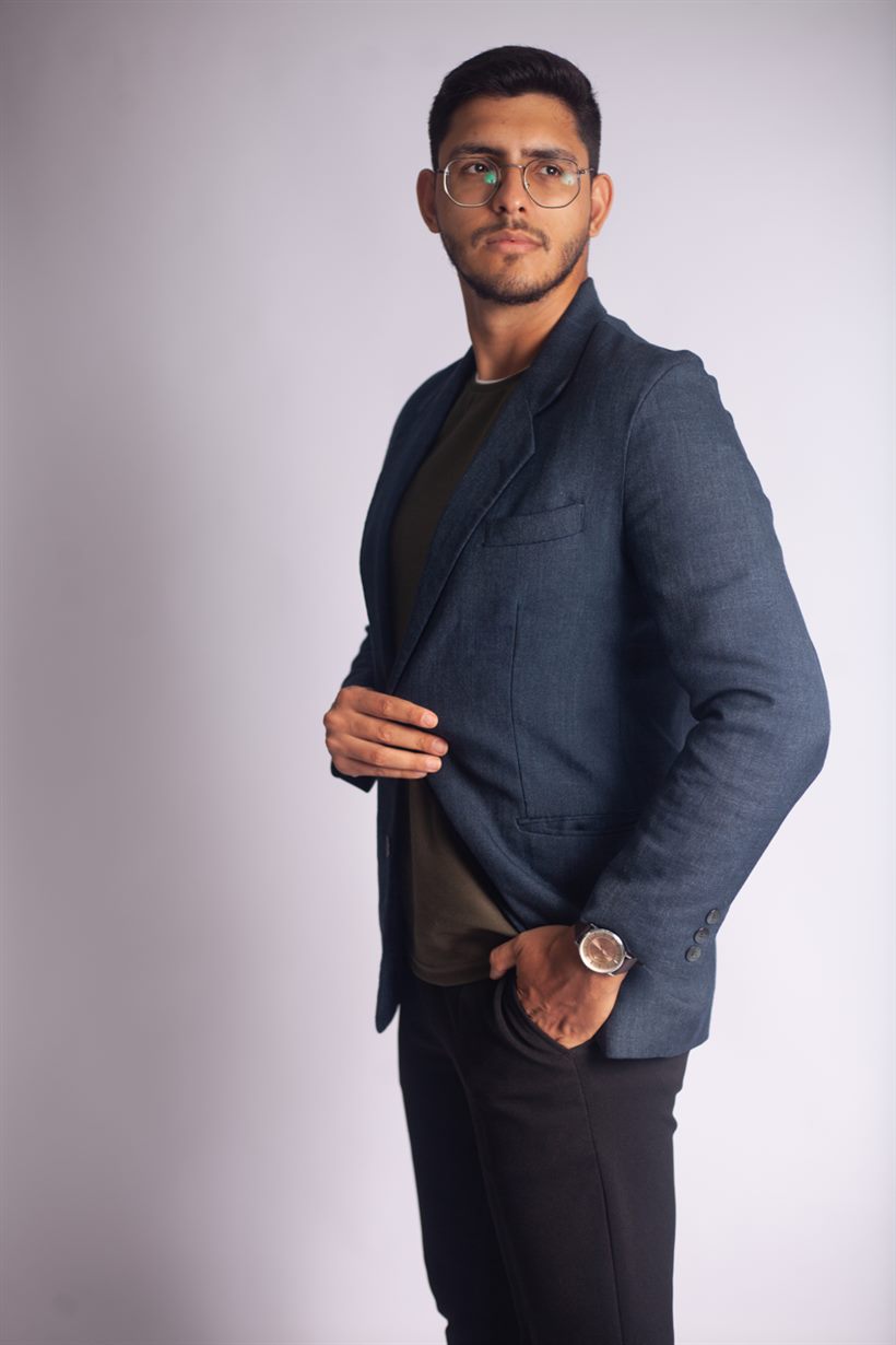 Lucas Navarro, preparador vocal